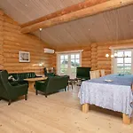 Holiday home 5 Star In Frostrup